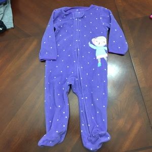 Carters polka dot fleece sleep n’ play size 6month